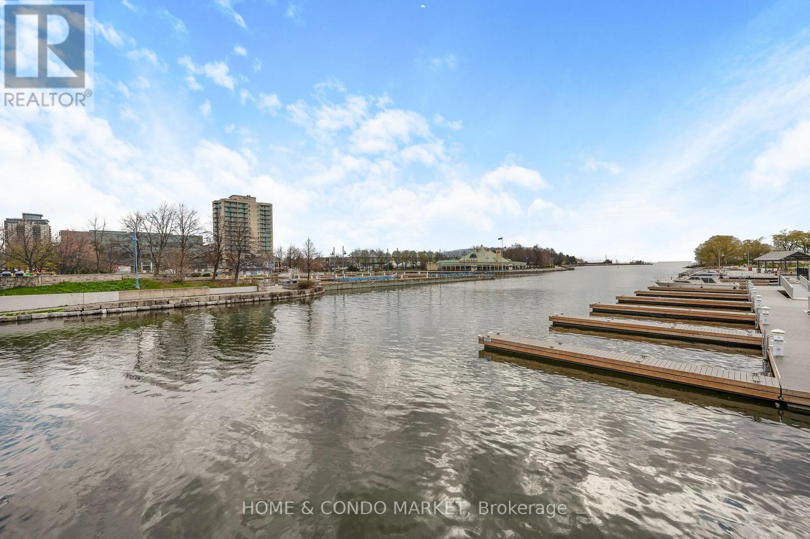 Other at 3 - 194 LAKESHORE ROAD W, Mississauga