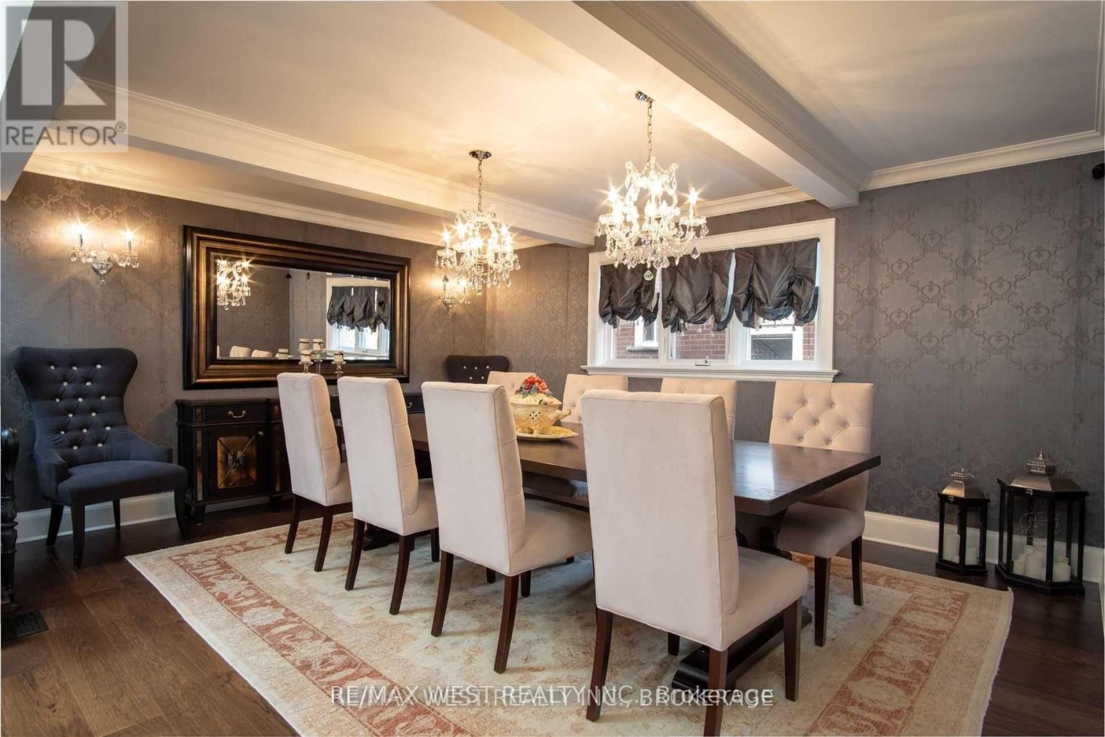 Detached at 393 MAPLE LEAF DRIVE, Toronto