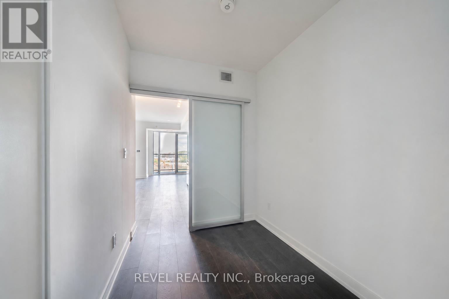 Apartment at A223 - 3210 DAKOTA COMMON, Burlington