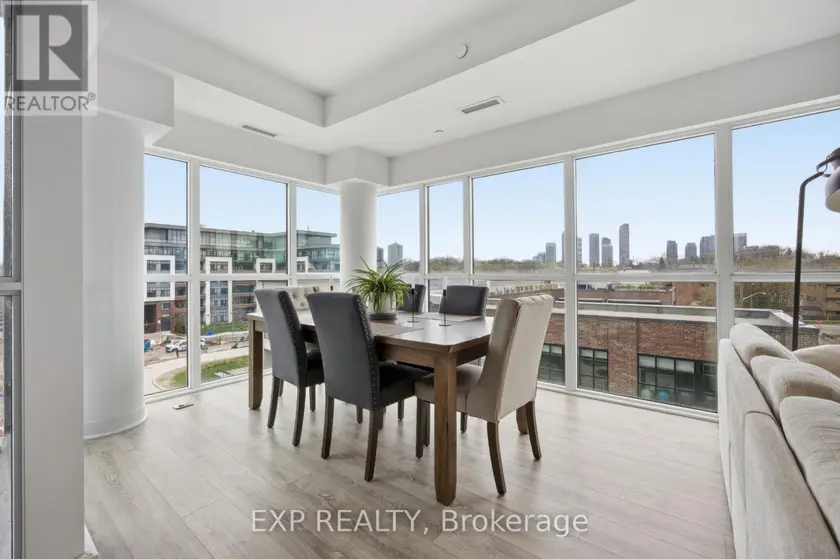 Apartment at 404 - 25 NEIGHBOURHOOD LANE, Toronto (Stonegate-Queensway)