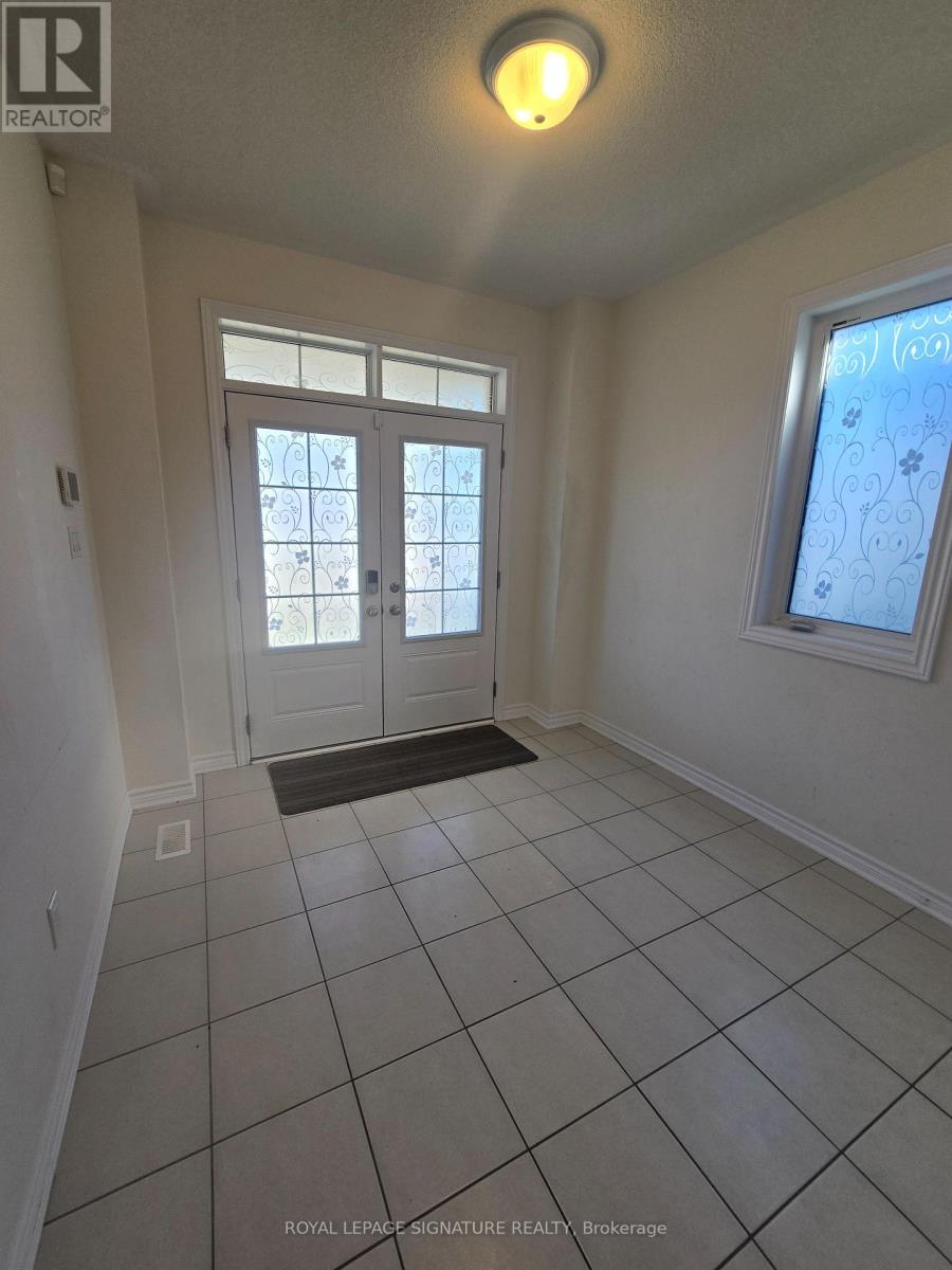 Detached at 30 SPINLAND STREET, Caledon