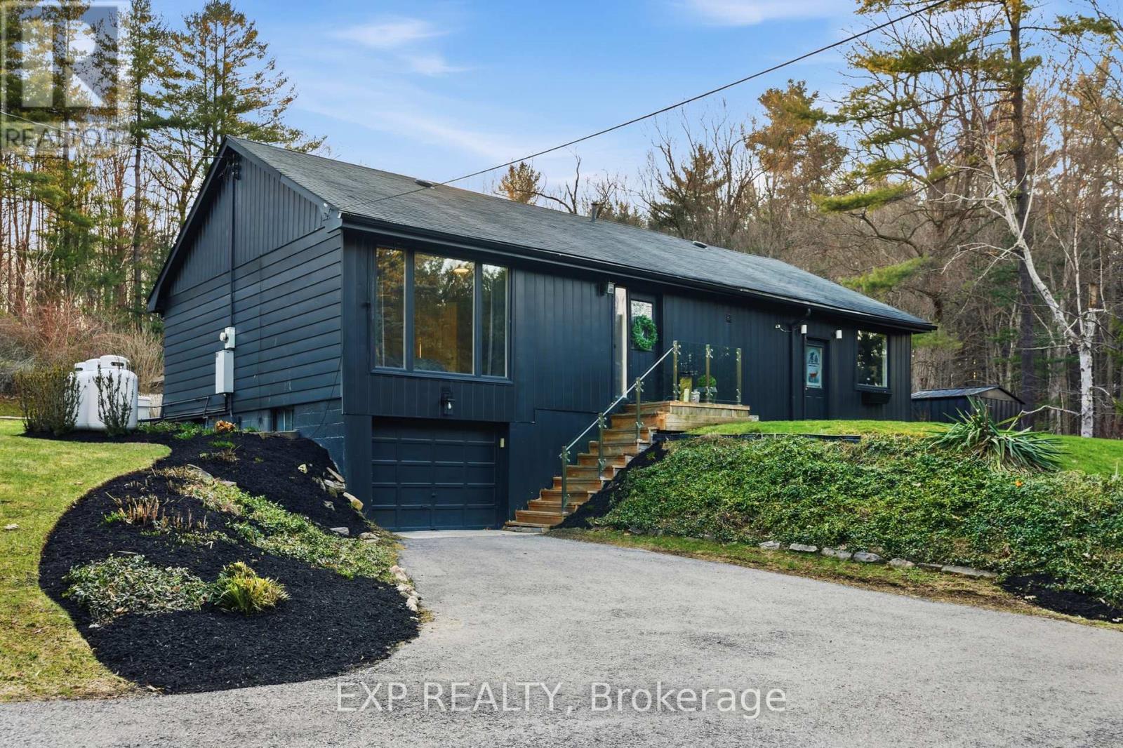 Detached at 6092 CEDAR SPRINGS ROAD, Burlington