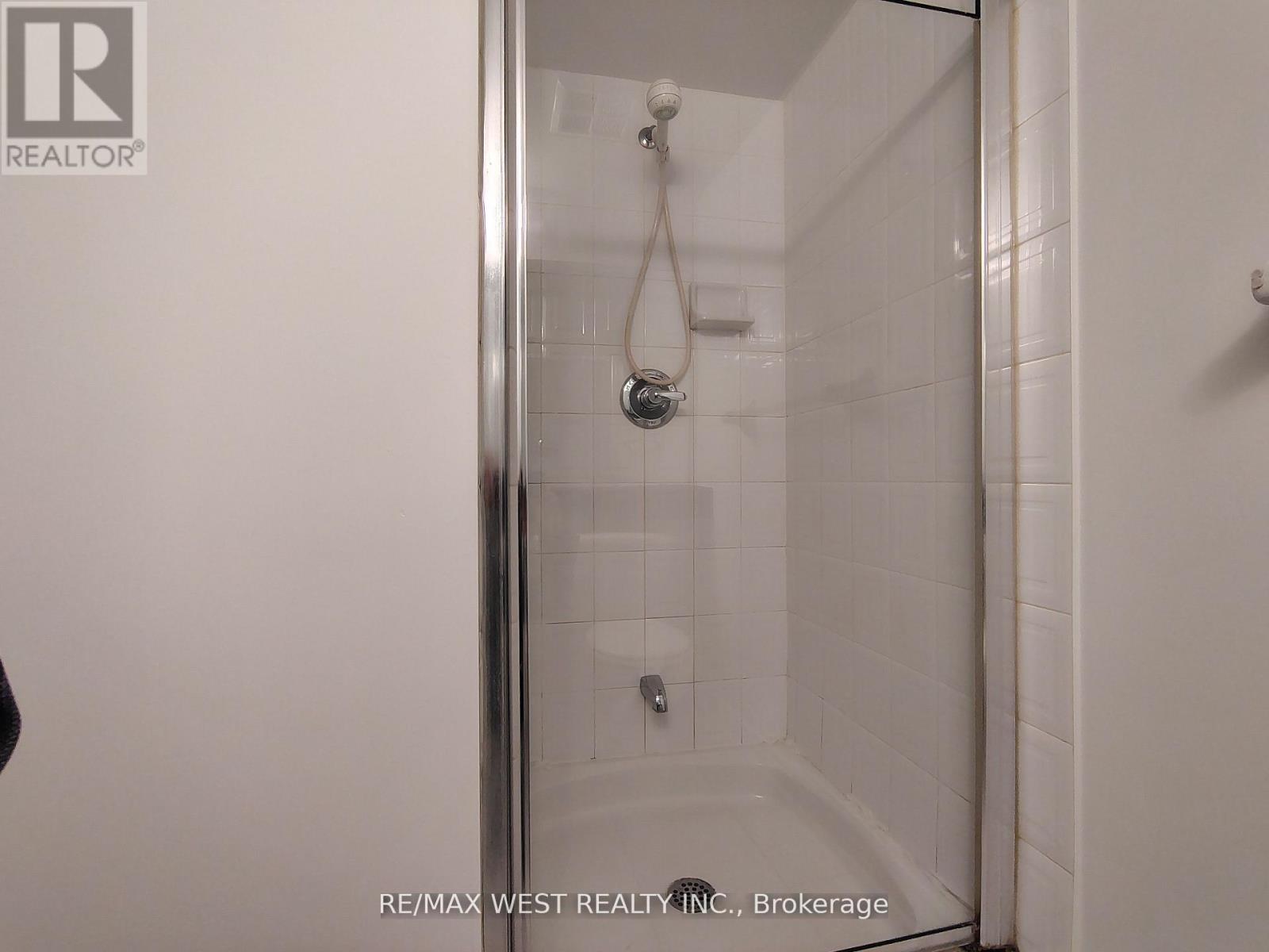 Apartment at 1301 - 1 ELM DRIVE, Mississauga