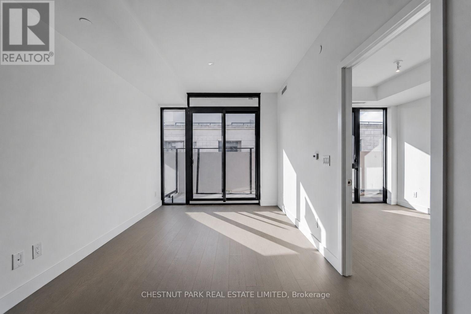 Apartment at 703 - 160 KINGSWAY CRESCENT, Toronto