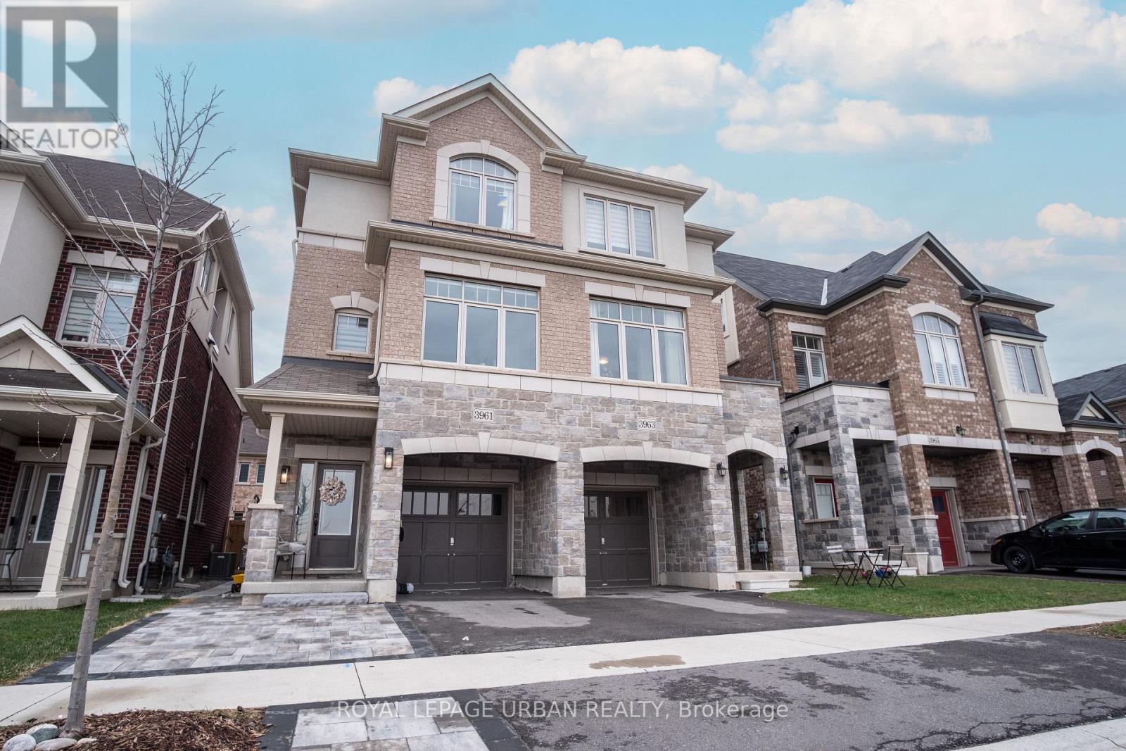Semi-Detached/Link at 3963 LODI ROAD, Burlington (Alton)