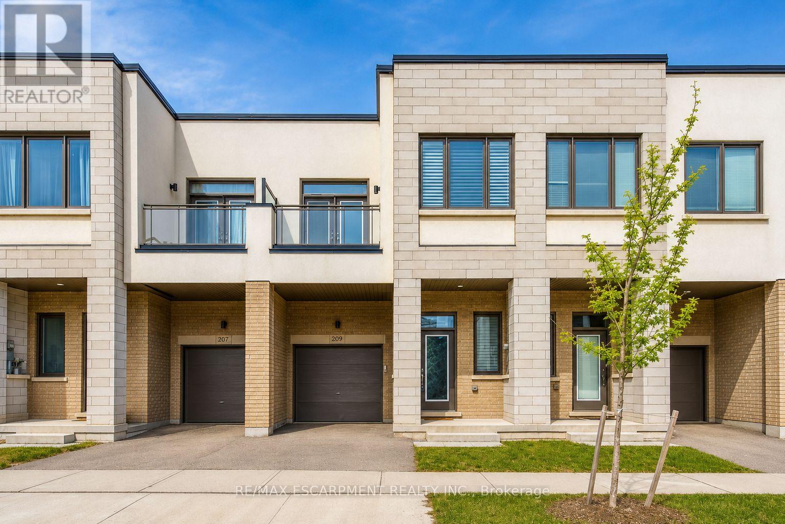 Townhouse at 209 FOWLEY DRIVE, Oakville (GO Glenorchy)