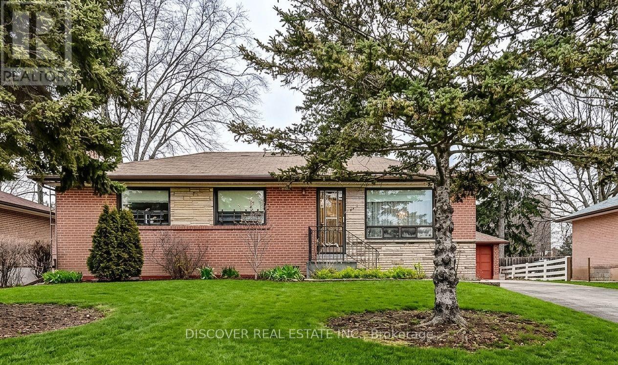 Detached at APARTMENT # 2 - 186 FLORADALE DRIVE, Mississauga (Cooksville)