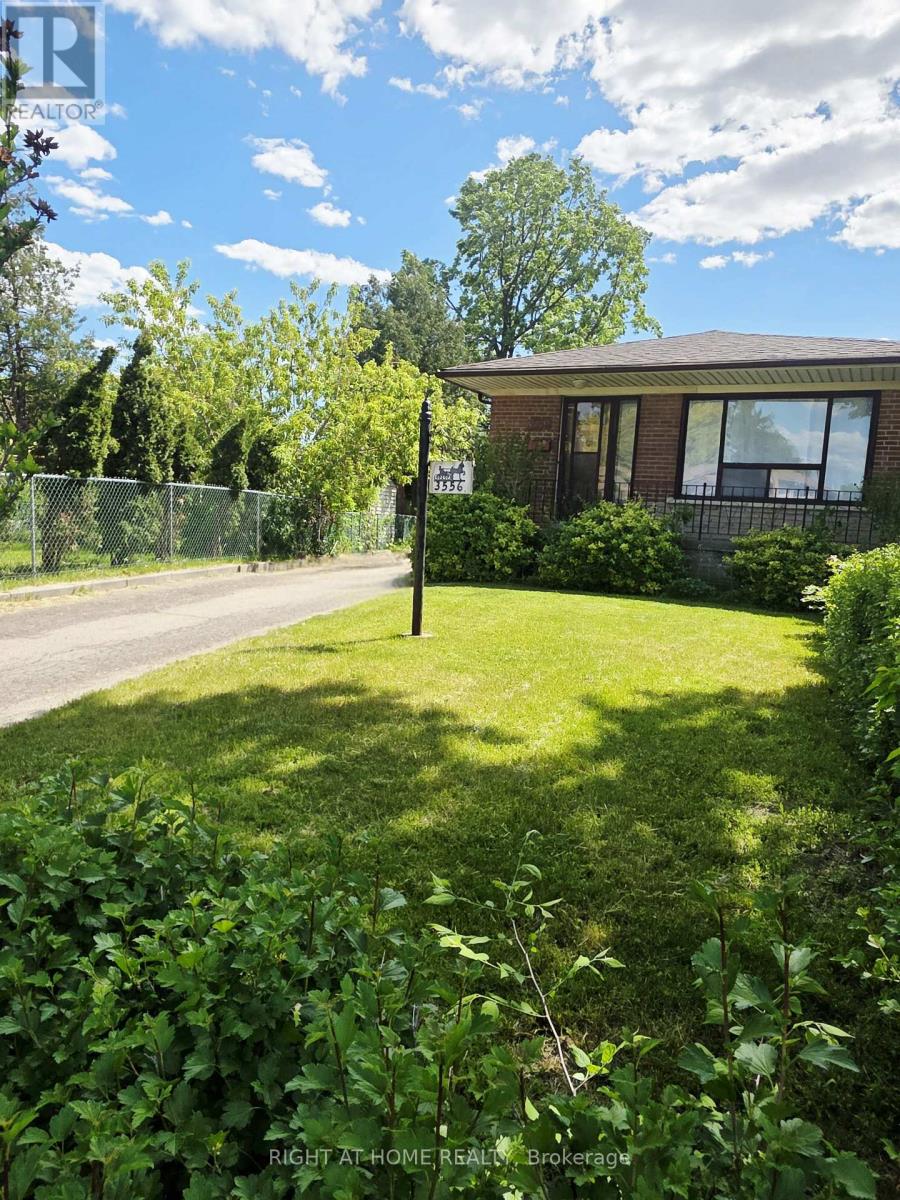 Semi-Detached/Link at 3556 MONICA DRIVE, Mississauga (Malton)