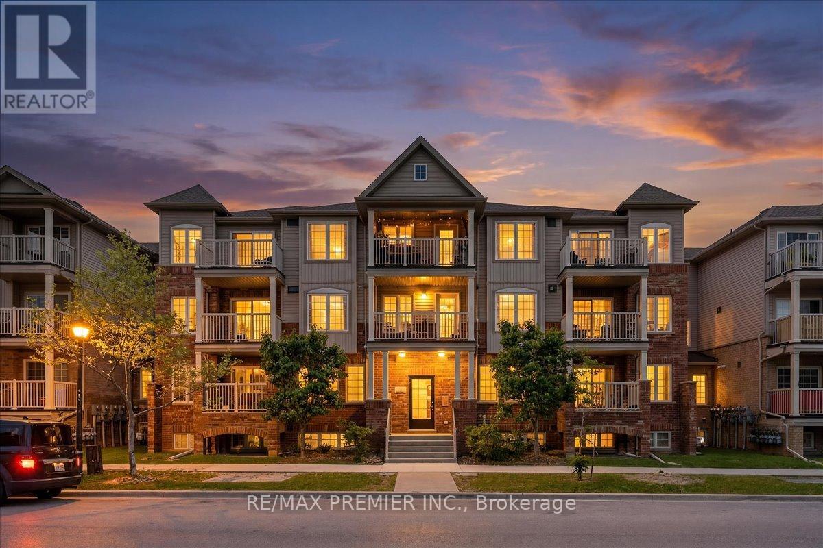 Townhouse at 8 - 141 ISAAC DEVINS BOULEVARD, Toronto