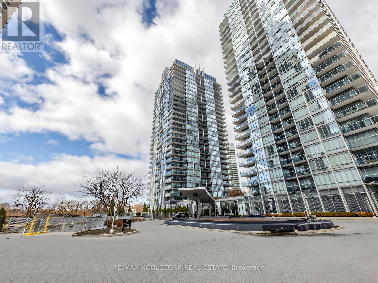 Apartment at 2212 - 88 PARK LAWN ROAD, Toronto (Mimico)