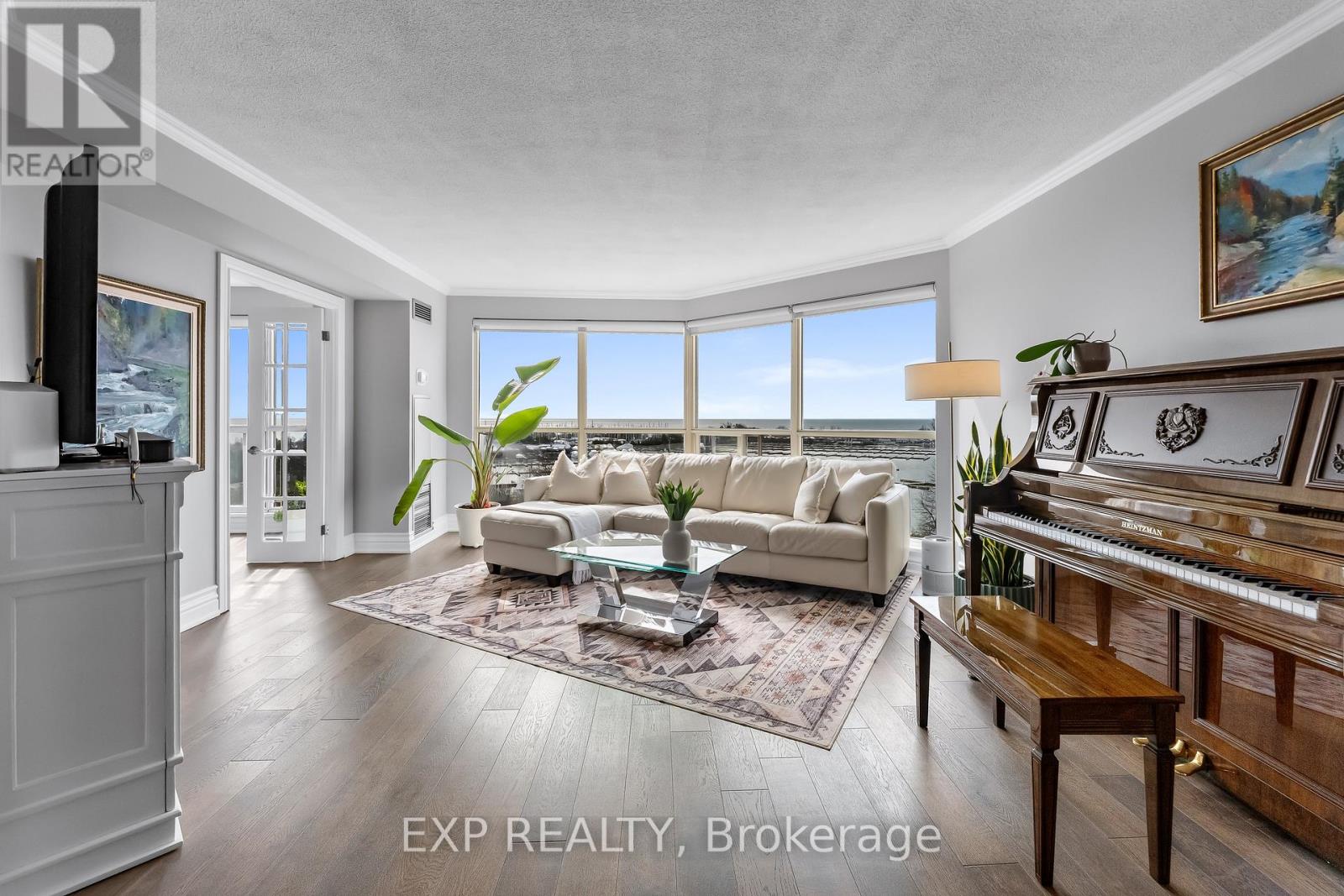 Apartment at 918 - 2261 LAKE SHORE BOULEVARD W, Toronto (Mimico)