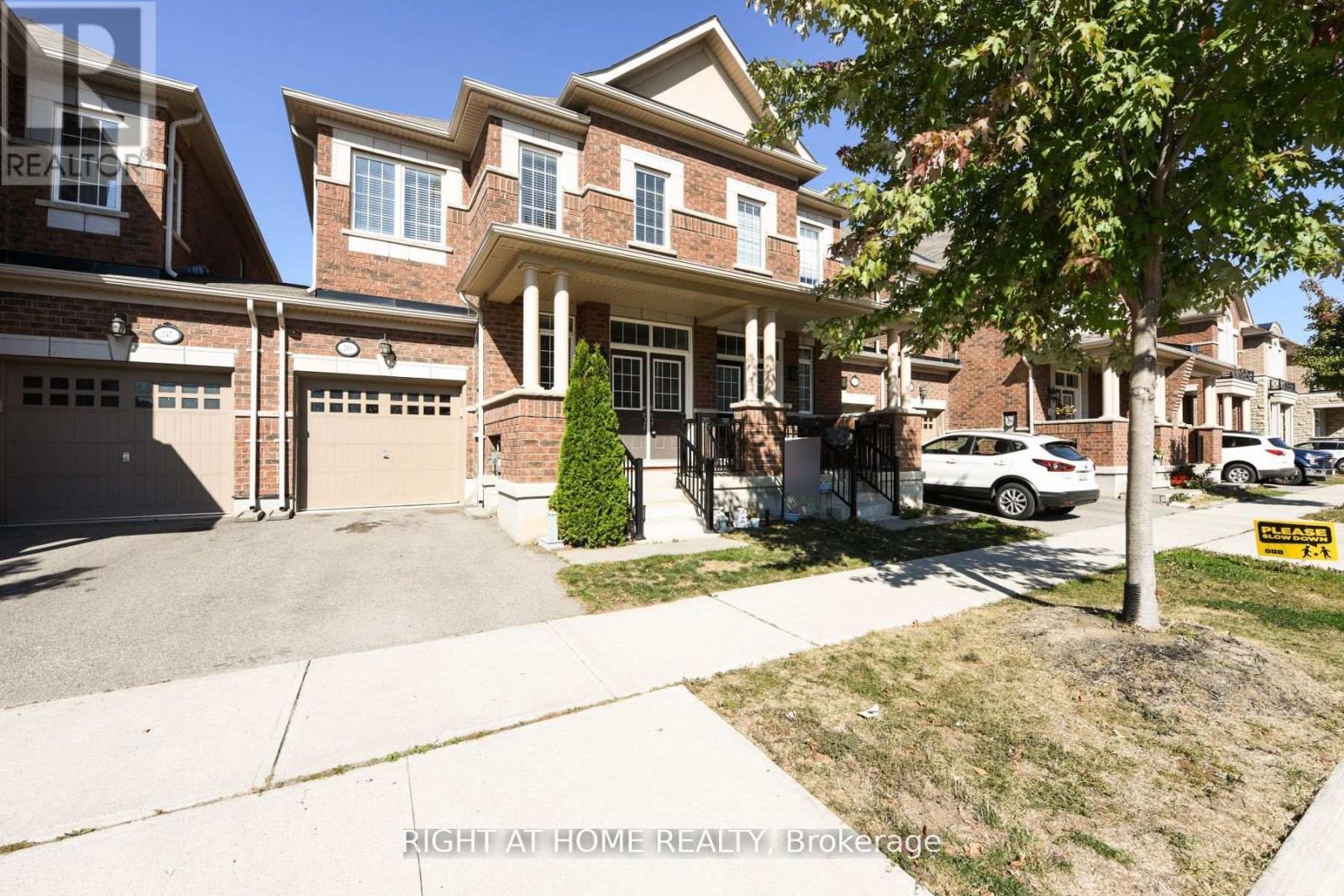 Townhouse at 245 SARAH CLINE DRIVE, Oakville (GO Glenorchy)