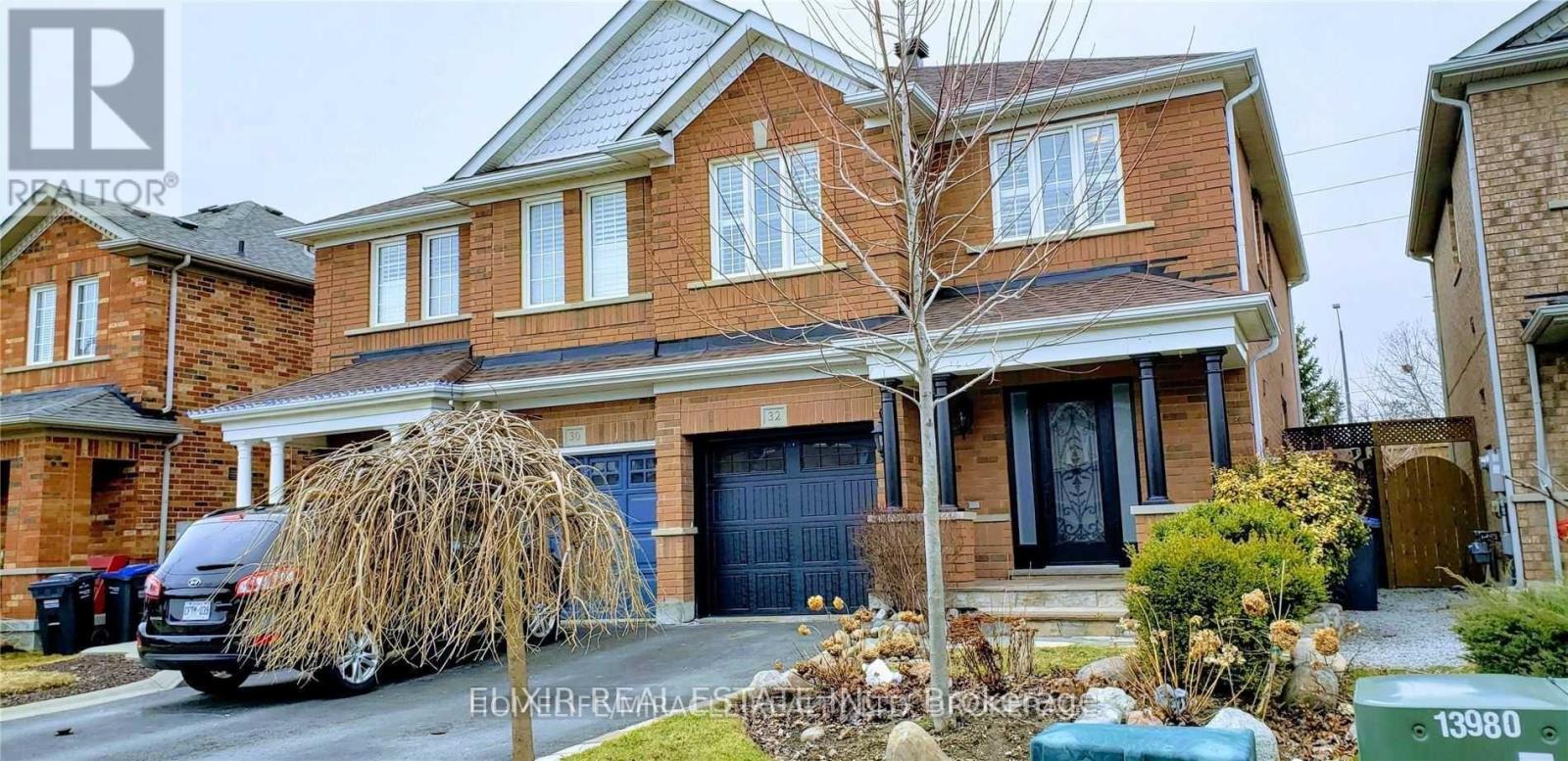 Semi-Detached/Link at 32 FLORETTE PLACE, Brampton (Fletcher's Meadow)