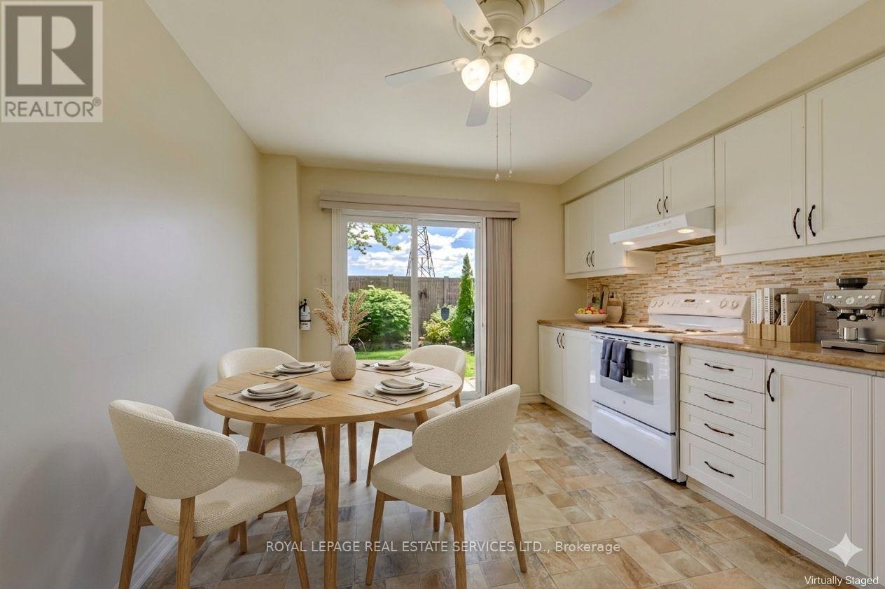 Detached at 396 LAURENTIAN AVENUE, Mississauga