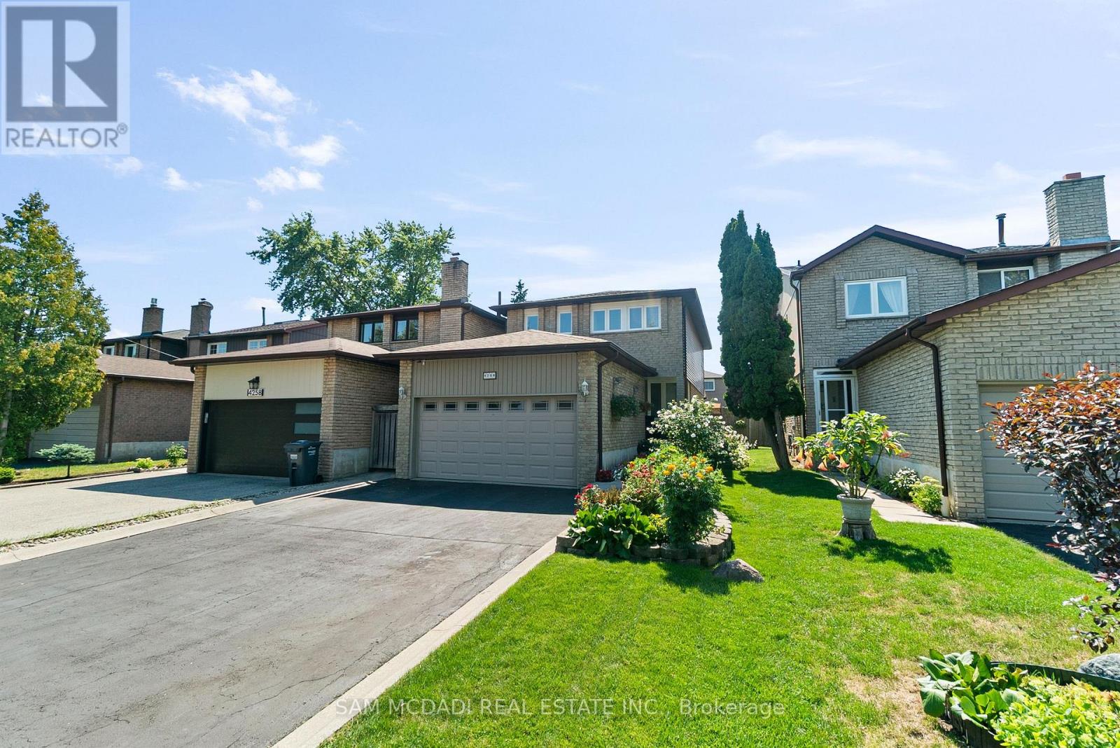 Detached at 4260 SHELBY CRESCENT, Mississauga
