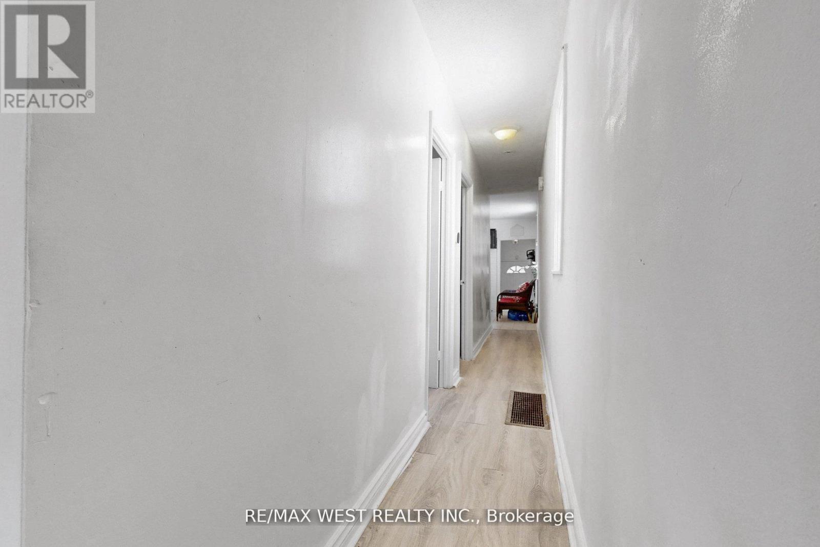Detached at 538 MCROBERTS AVENUE, Toronto