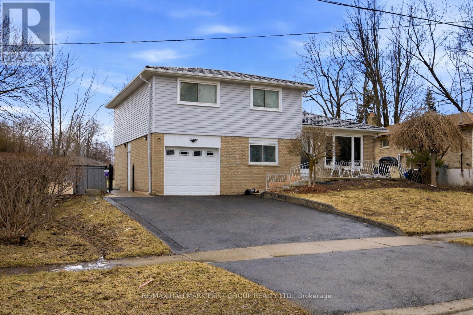 Detached at 7 DAWSON CRESCENT, Halton Hills