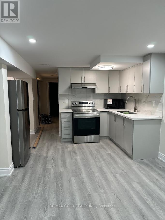 Semi-Detached/Link at BSMT - 27 BROOKDALE CRESCENT W, Brampton (Avondale)