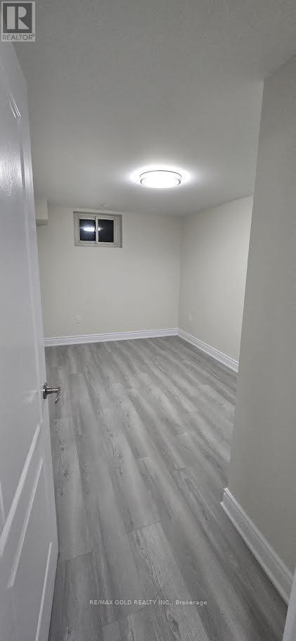 Semi-Detached/Link at BSMT - 27 BROOKDALE CRESCENT W, Brampton