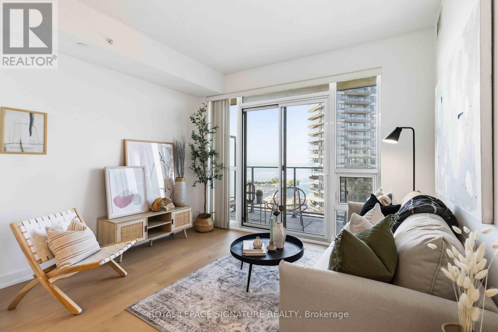 Apartment at 3604 - 2212 LAKE SHORE BOULEVARD W, Toronto (Mimico)