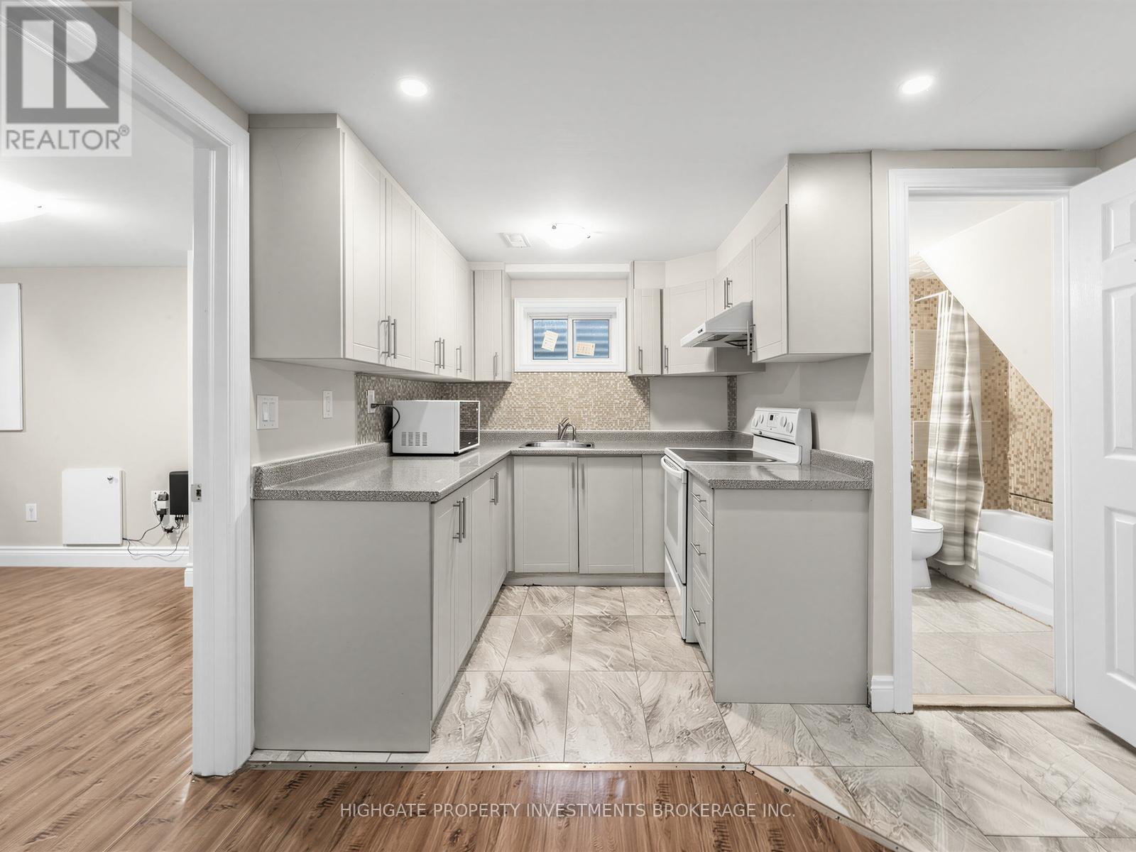 Detached at BSMT - 36 REIGATE AVENUE, Brampton