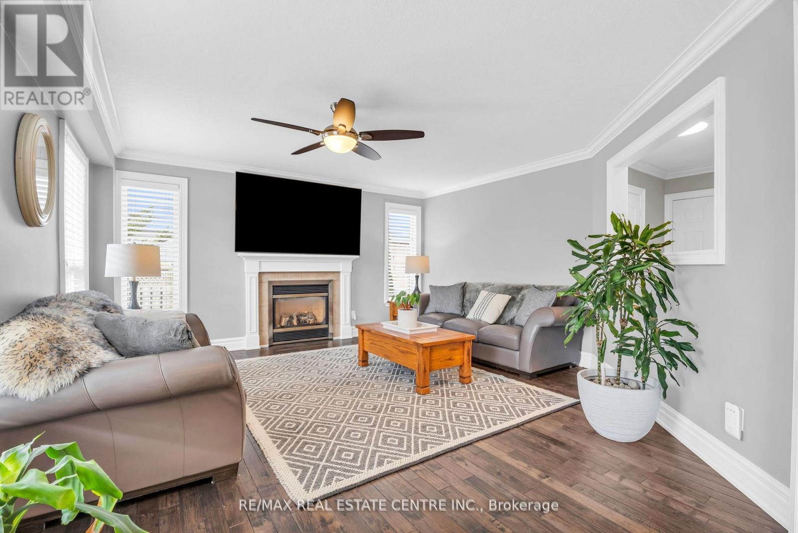 Detached at 11 CHAPMAN ROAD, Orangeville