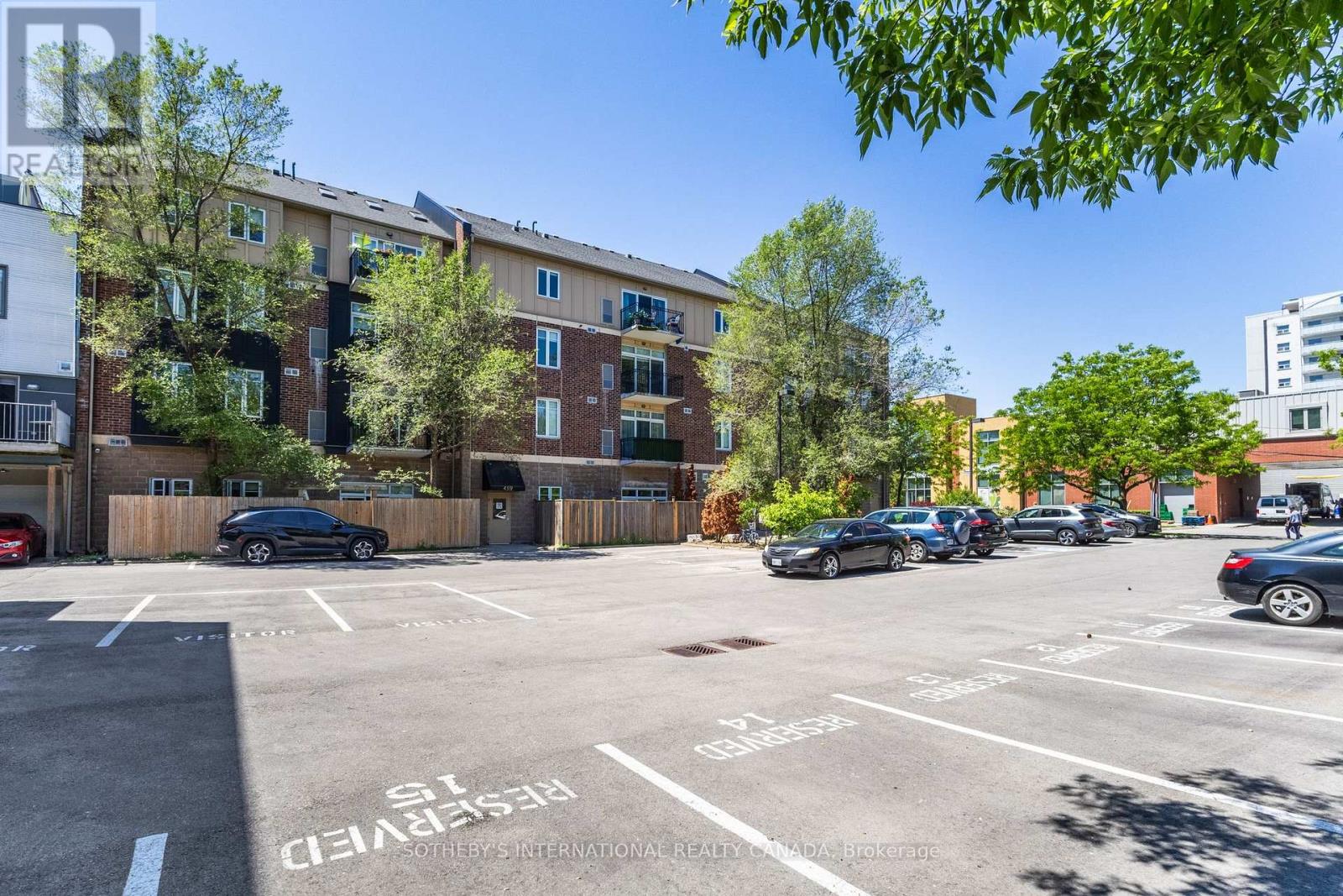 Apartment at 203 - 459 KERR STREET, Oakville