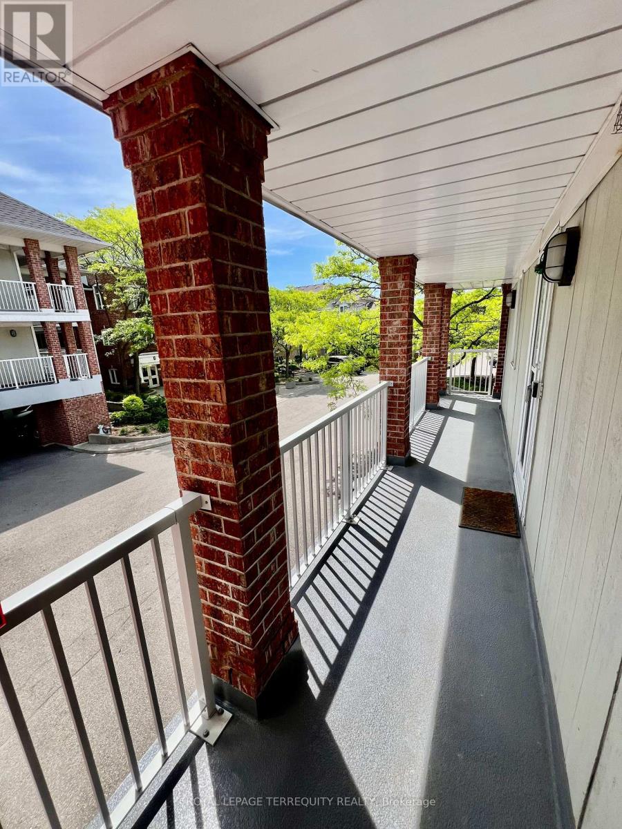 Apartment at 45 - 117 BRISTOL ROAD E, Mississauga