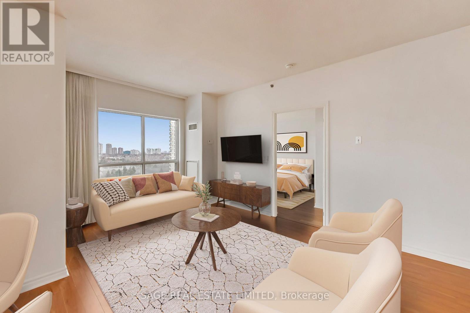 Apartment at 902 - 810 SCOLLARD COURT, Mississauga (East Credit)