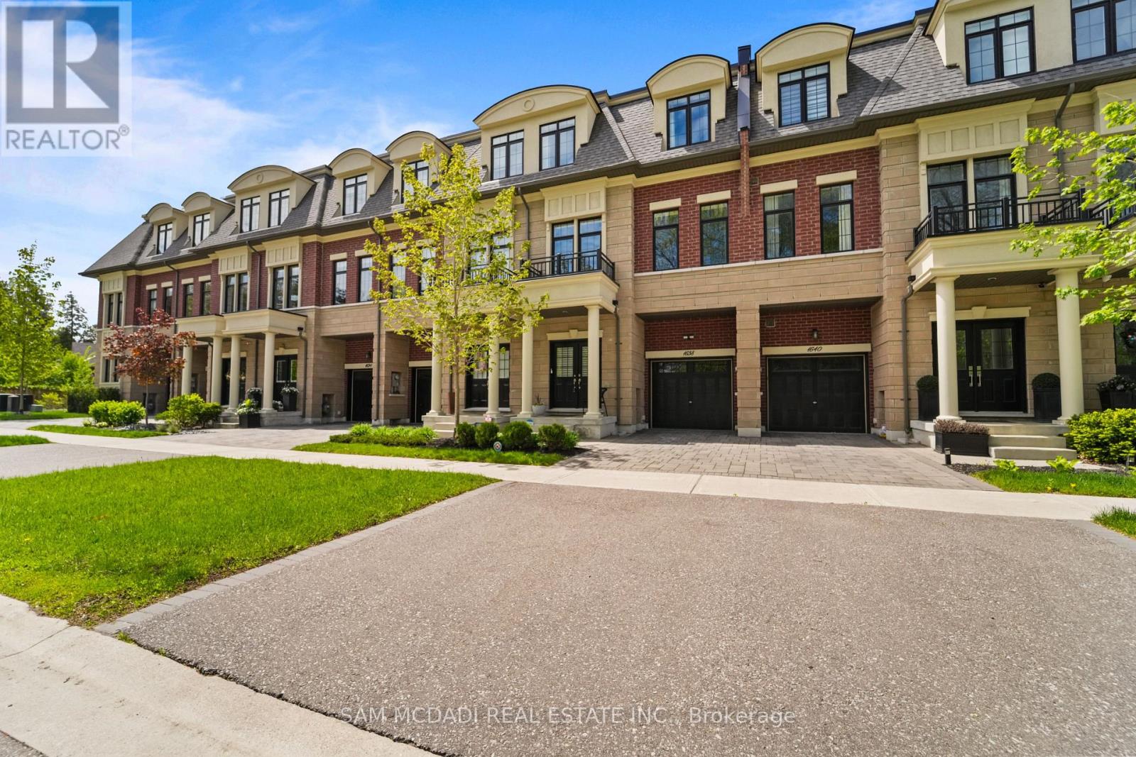 Townhouse at 1638 CRESTVIEW AVENUE, Mississauga (Mineola)