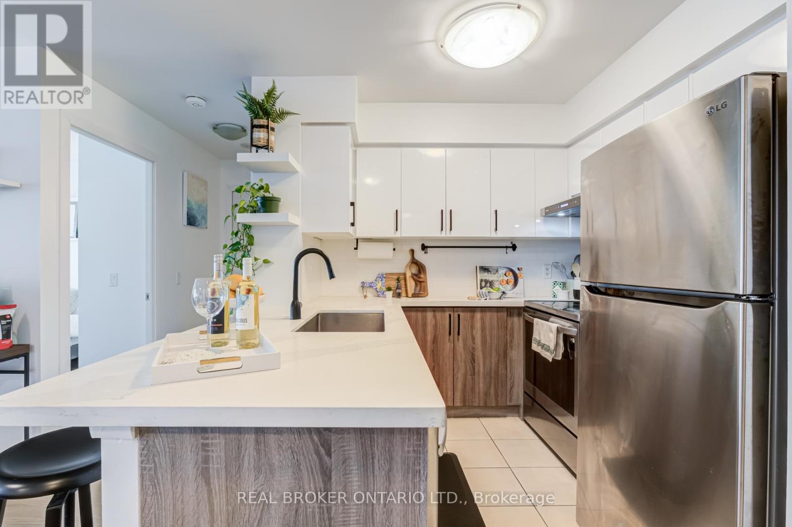Apartment at 2806 - 225 SHERWAY GARDENS ROAD, Toronto