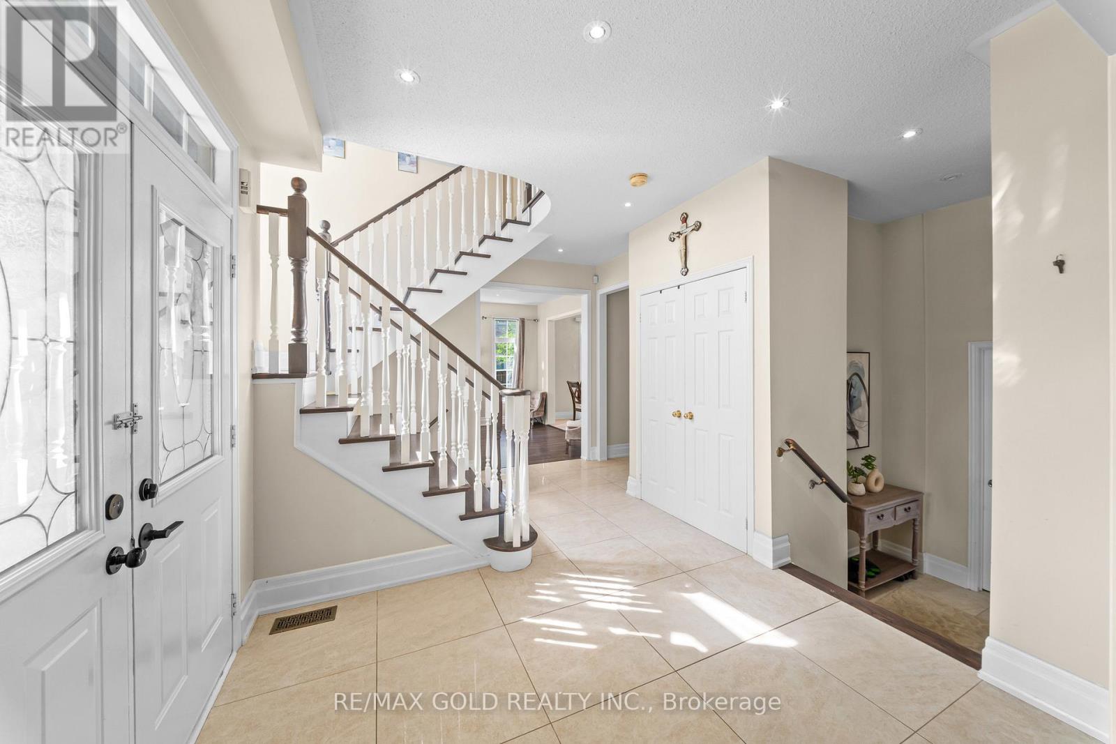 Detached at 261 MOUNTAINASH ROAD, Brampton