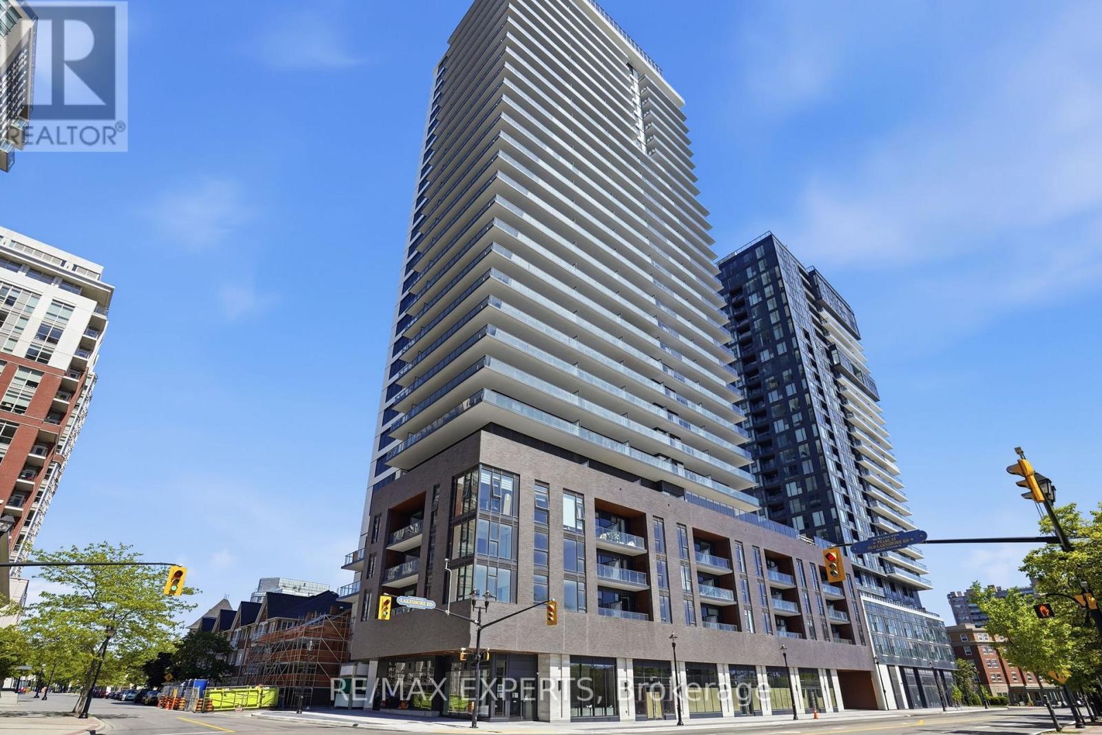 Apartment at 2104 - 2075 LAKESHORE ROAD, Burlington (Brant)