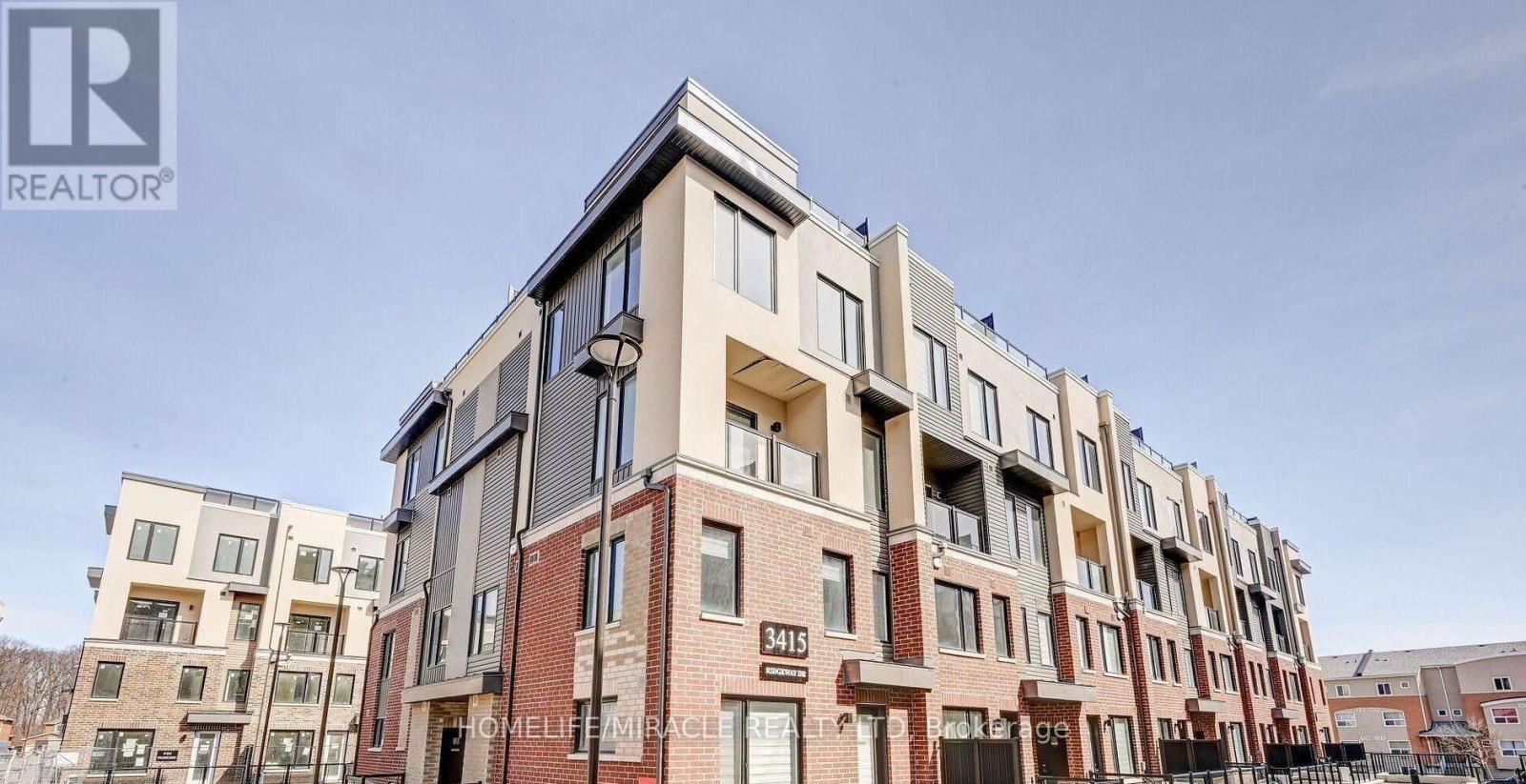 Townhouse at 02 - 3415 RIDGEWAY DRIVE, Mississauga