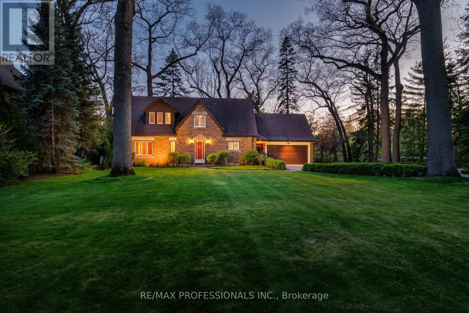 Detached at 14 NORTH DRIVE, Toronto