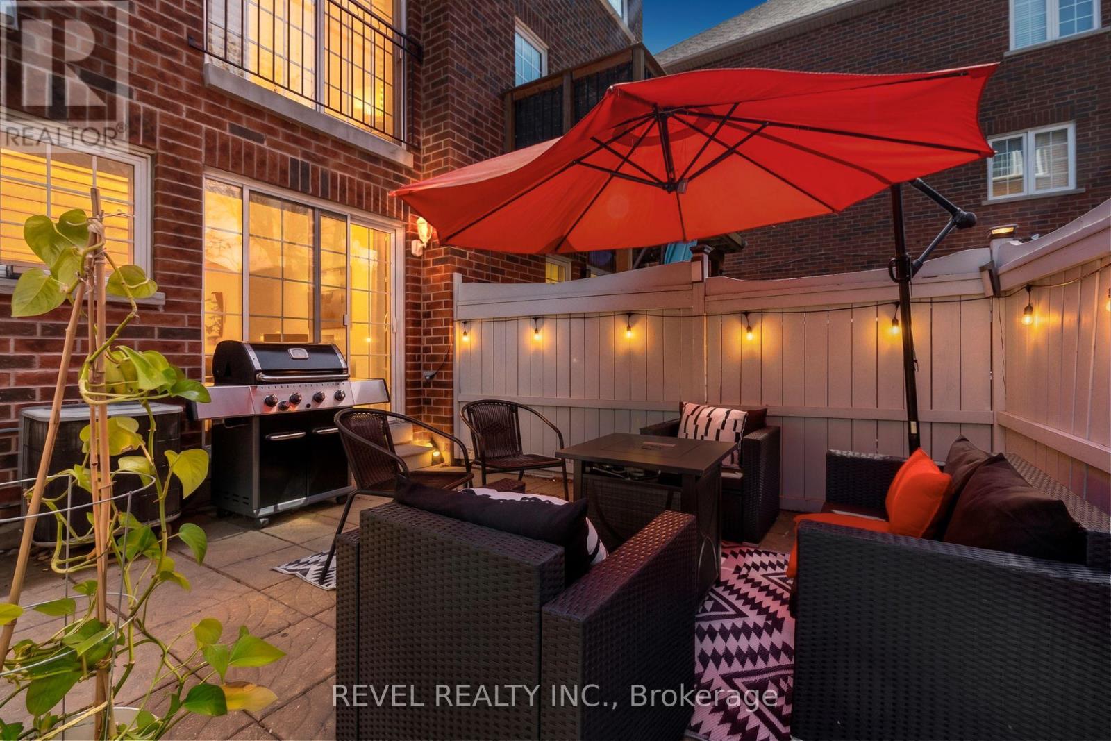 Townhouse at 44 DENISON AVENUE, Brampton