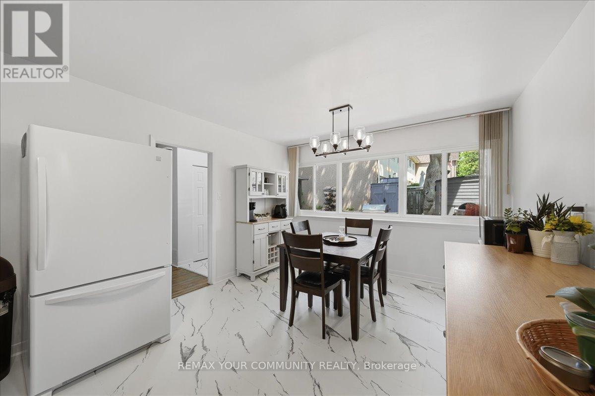 Townhouse at 3 - 23 BROOKWELL DRIVE, Toronto