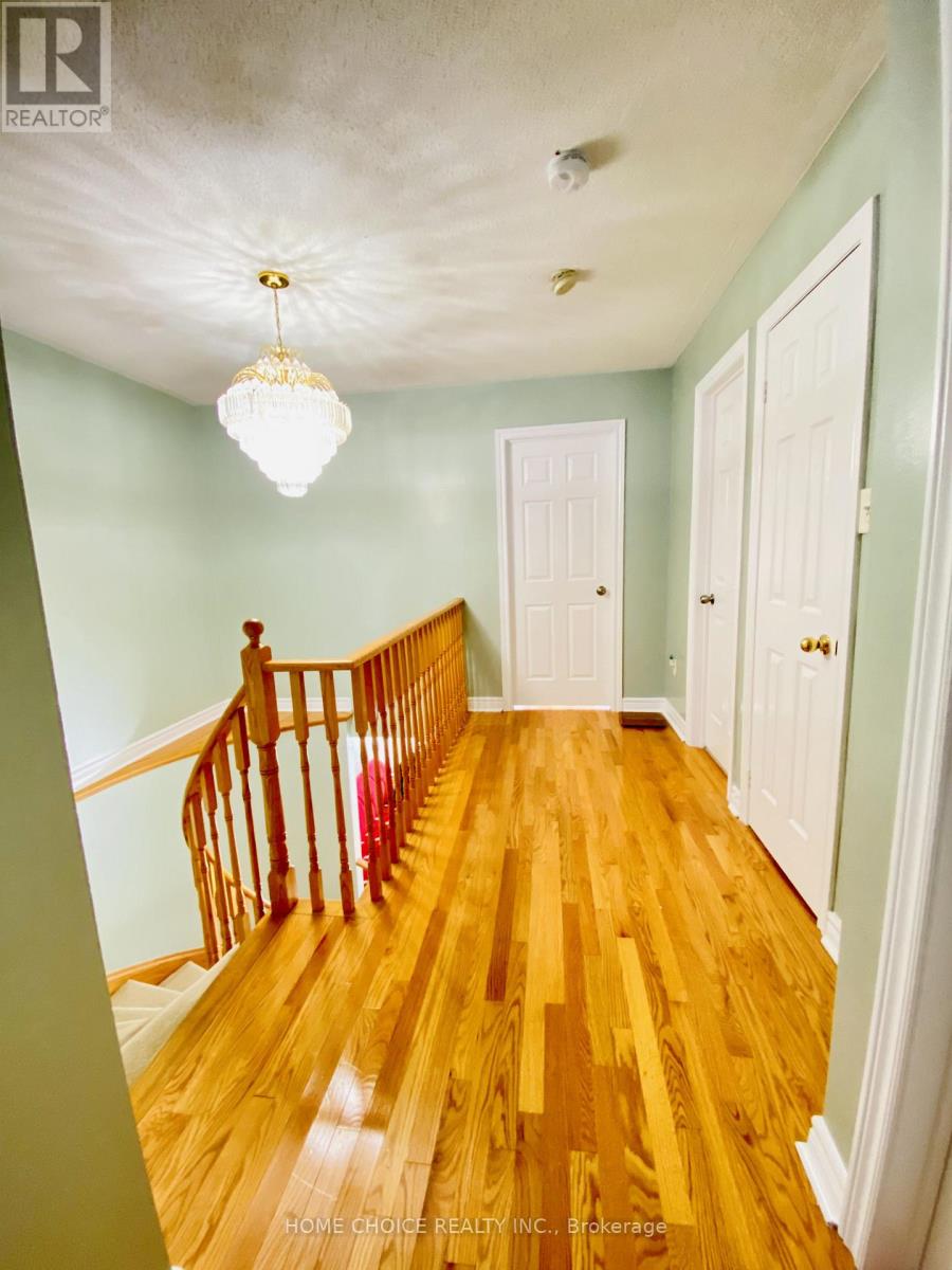 Detached at 36 EARL GREY CRESCENT, Brampton