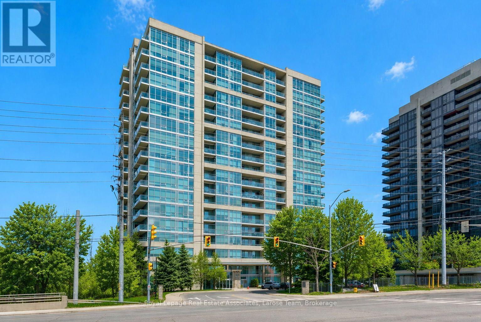 Apartment at 707 - 1055 SOUTHDOWN ROAD, Mississauga (Clarkson)