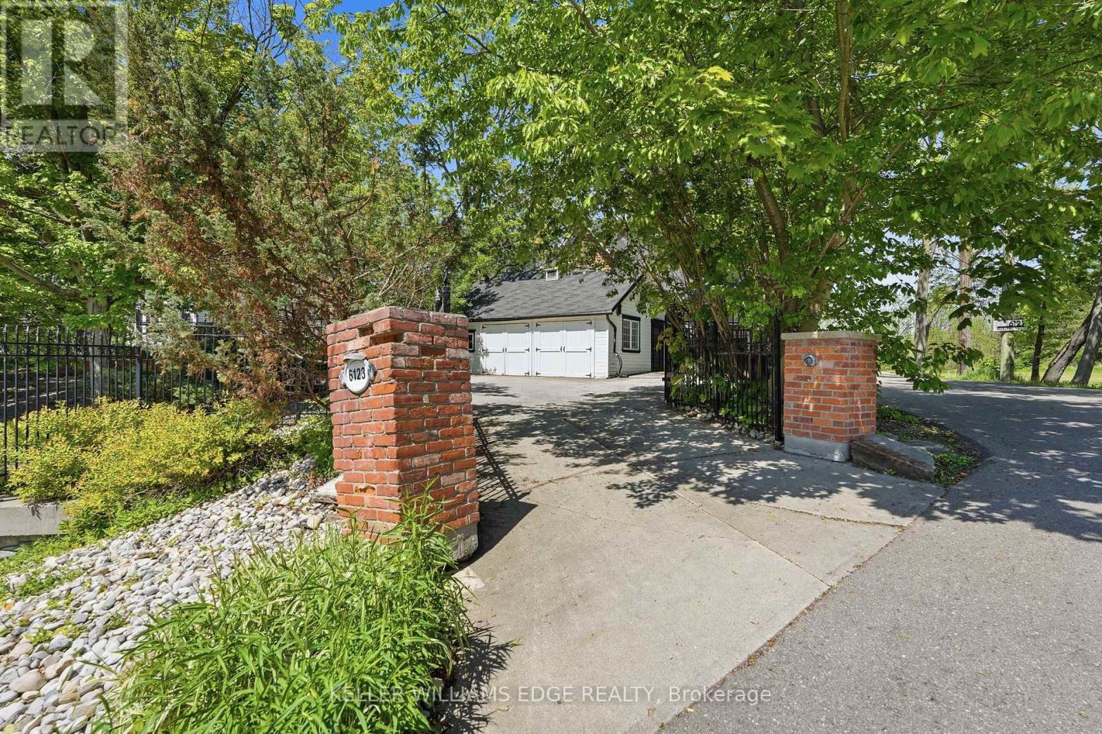 Detached at 6123 GUELPH LINE, Burlington