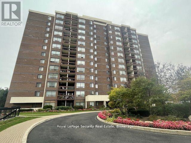 Apartment at 805 - 2556 ARGYLE ROAD, Mississauga (Cooksville)