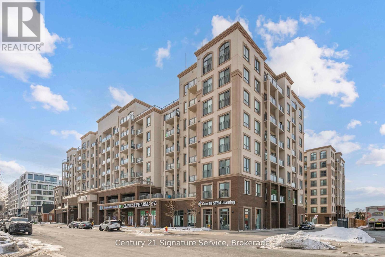 Apartment at 405 - 2486 OLD BRONTE ROAD, Oakville