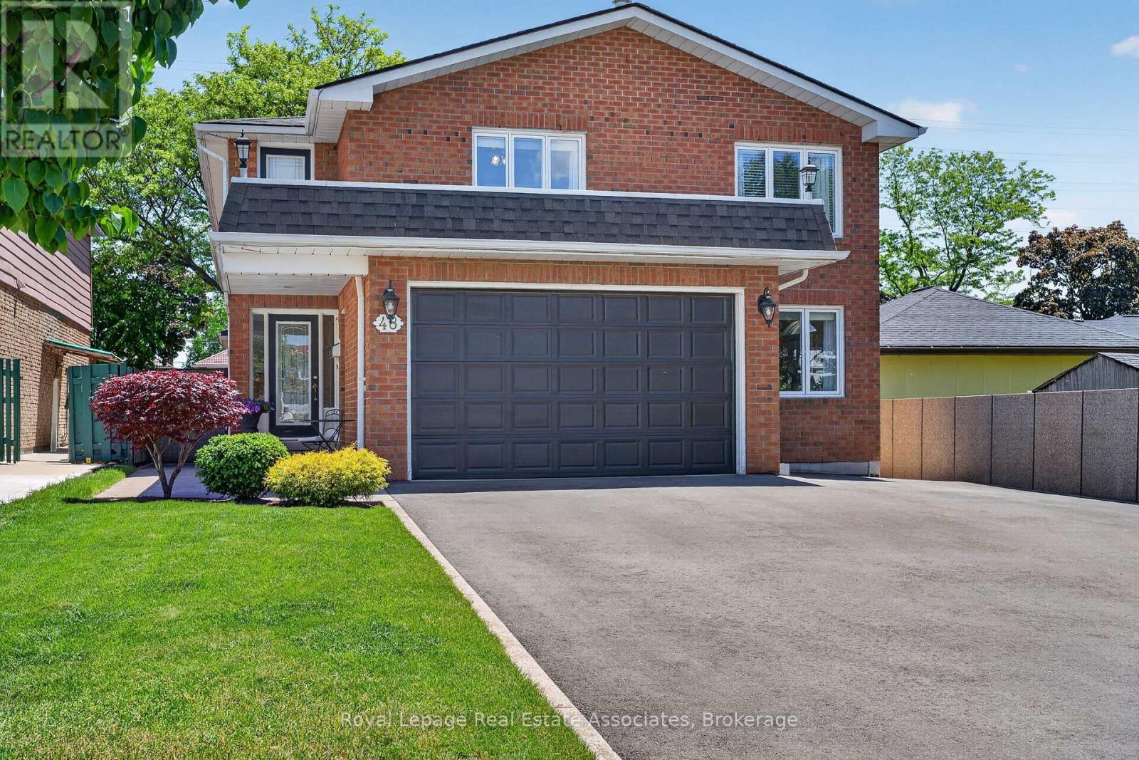 Detached at 48 HUDSON DRIVE, Brampton