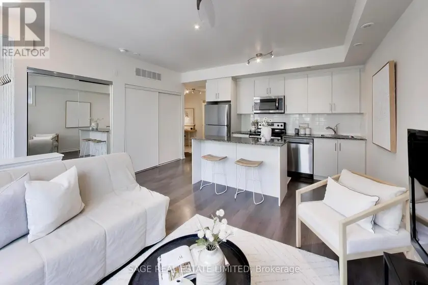 Townhouse at 2 - 130 LONG BRANCH AVENUE, Toronto (Long Branch)