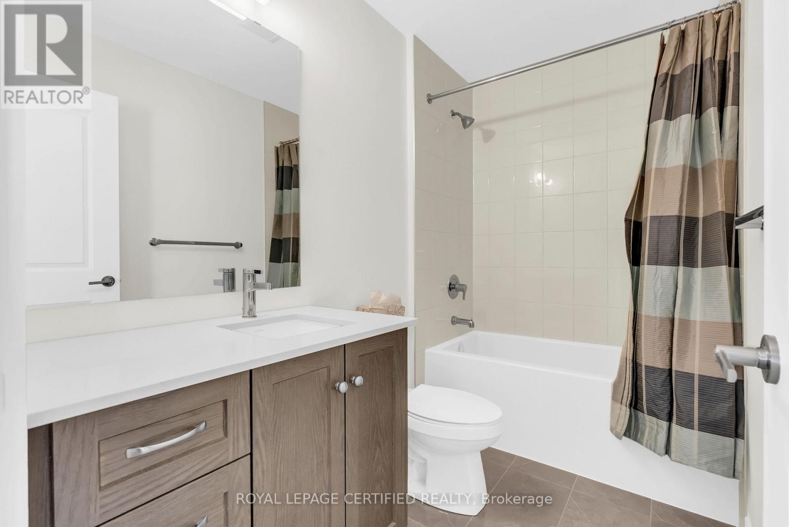 Townhouse at 45 FOLCROFT STREET, Brampton