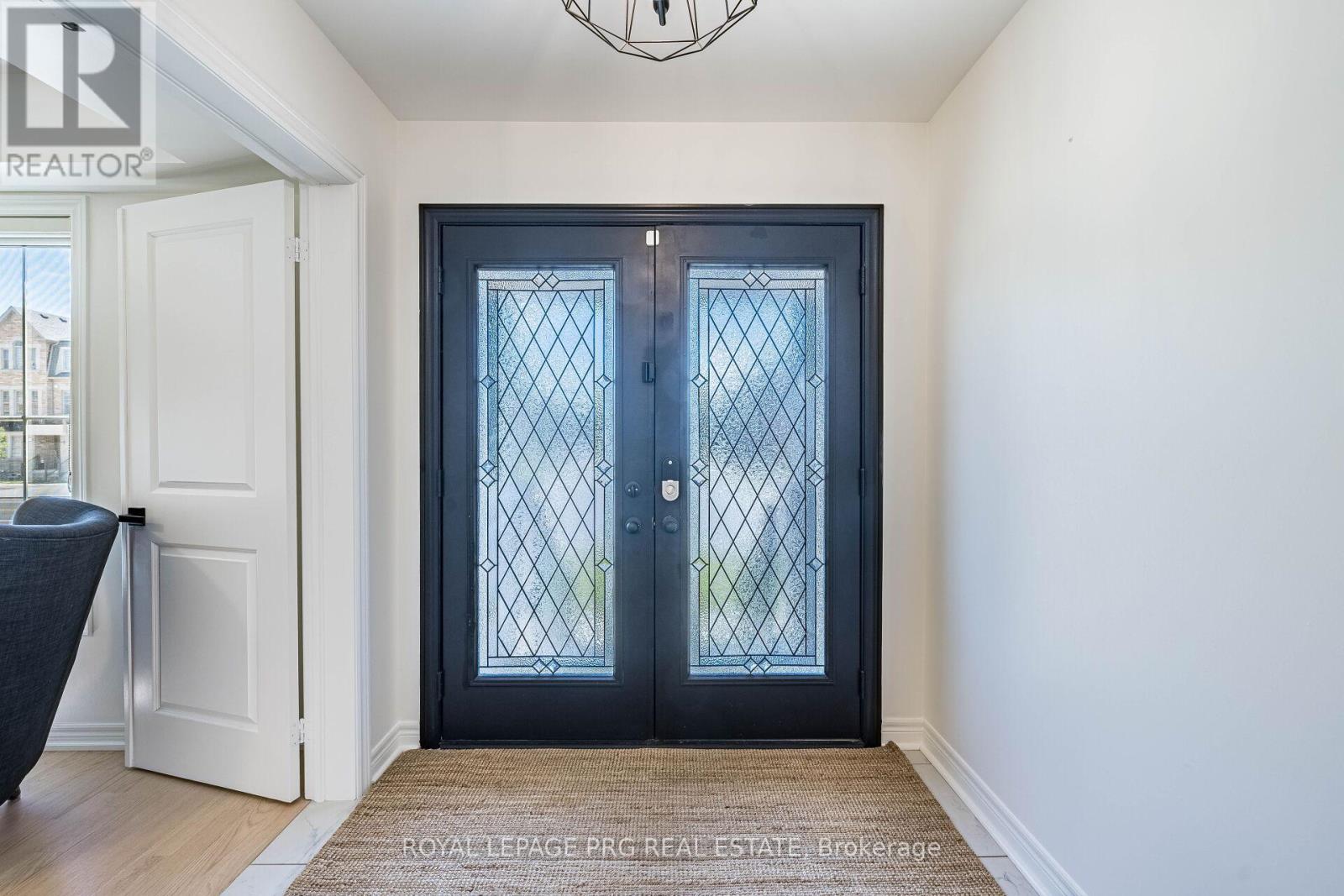 Townhouse at 20 REMEMBRANCE ROAD, Brampton
