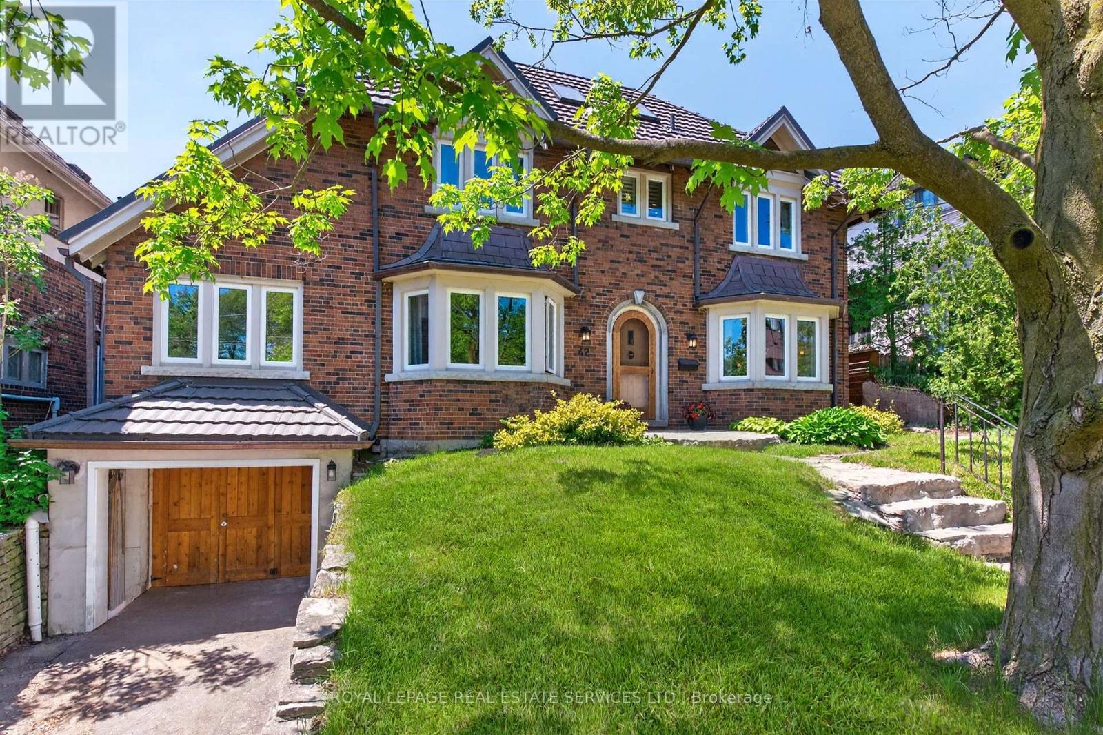 Detached at 42 HUMBERCREST BOULEVARD, Toronto