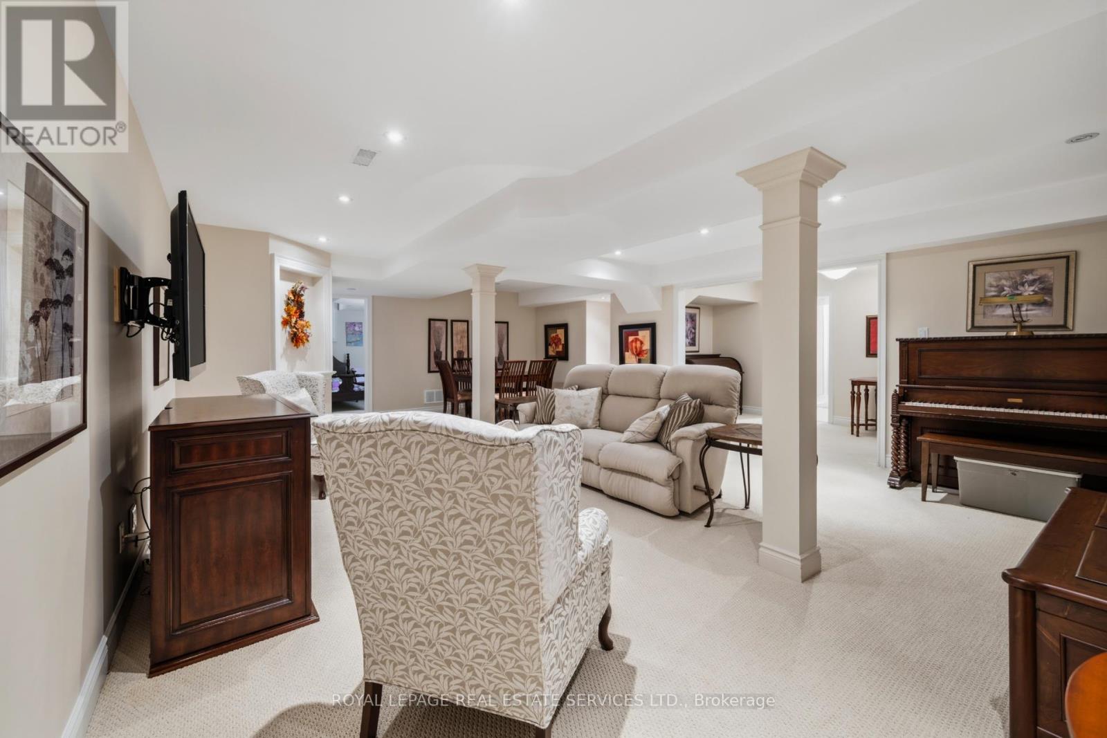 Detached at 2130 Dickson Rd, Mississauga