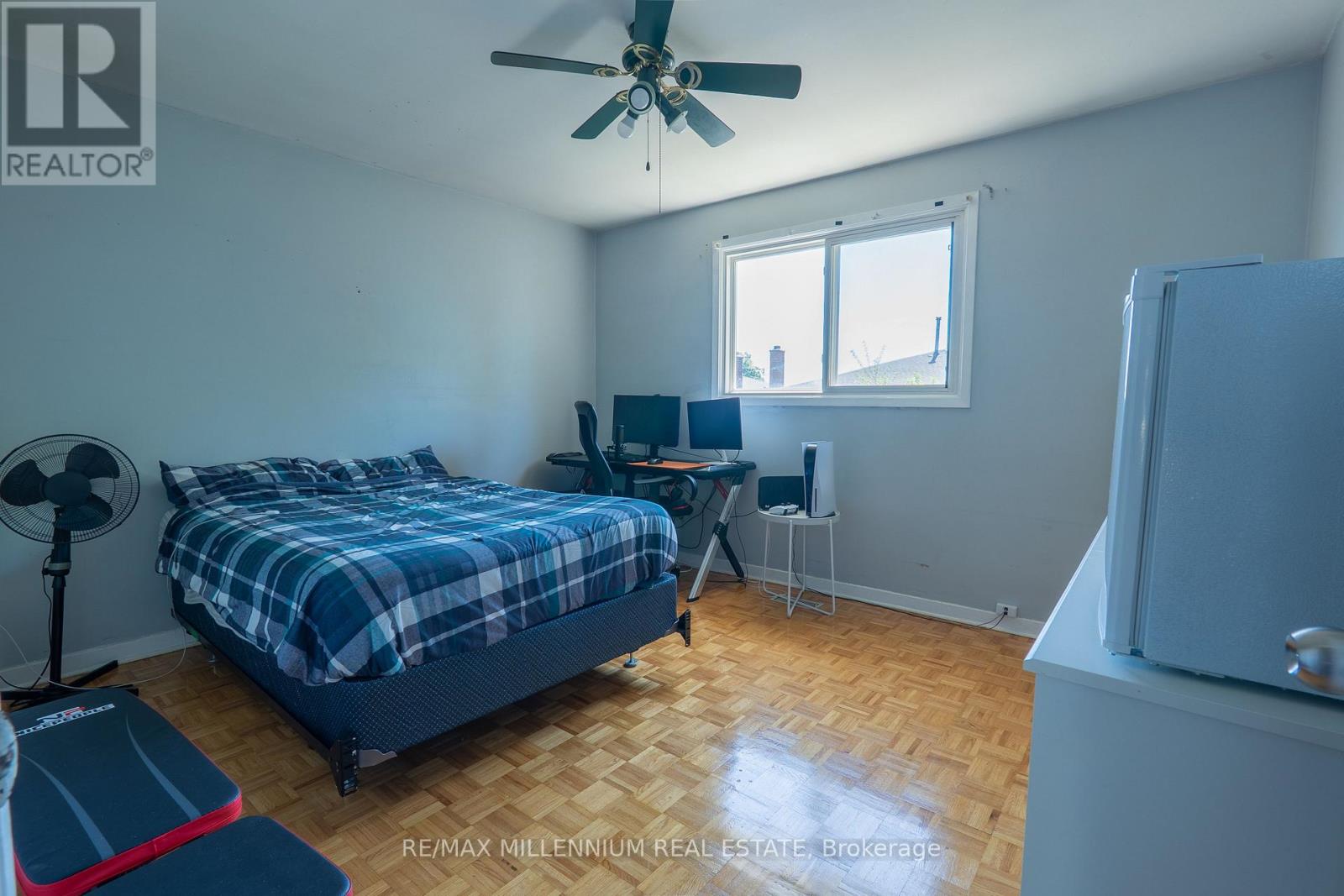 Semi-Detached/Link at 29 MAJOR OAKS DRIVE, Brampton