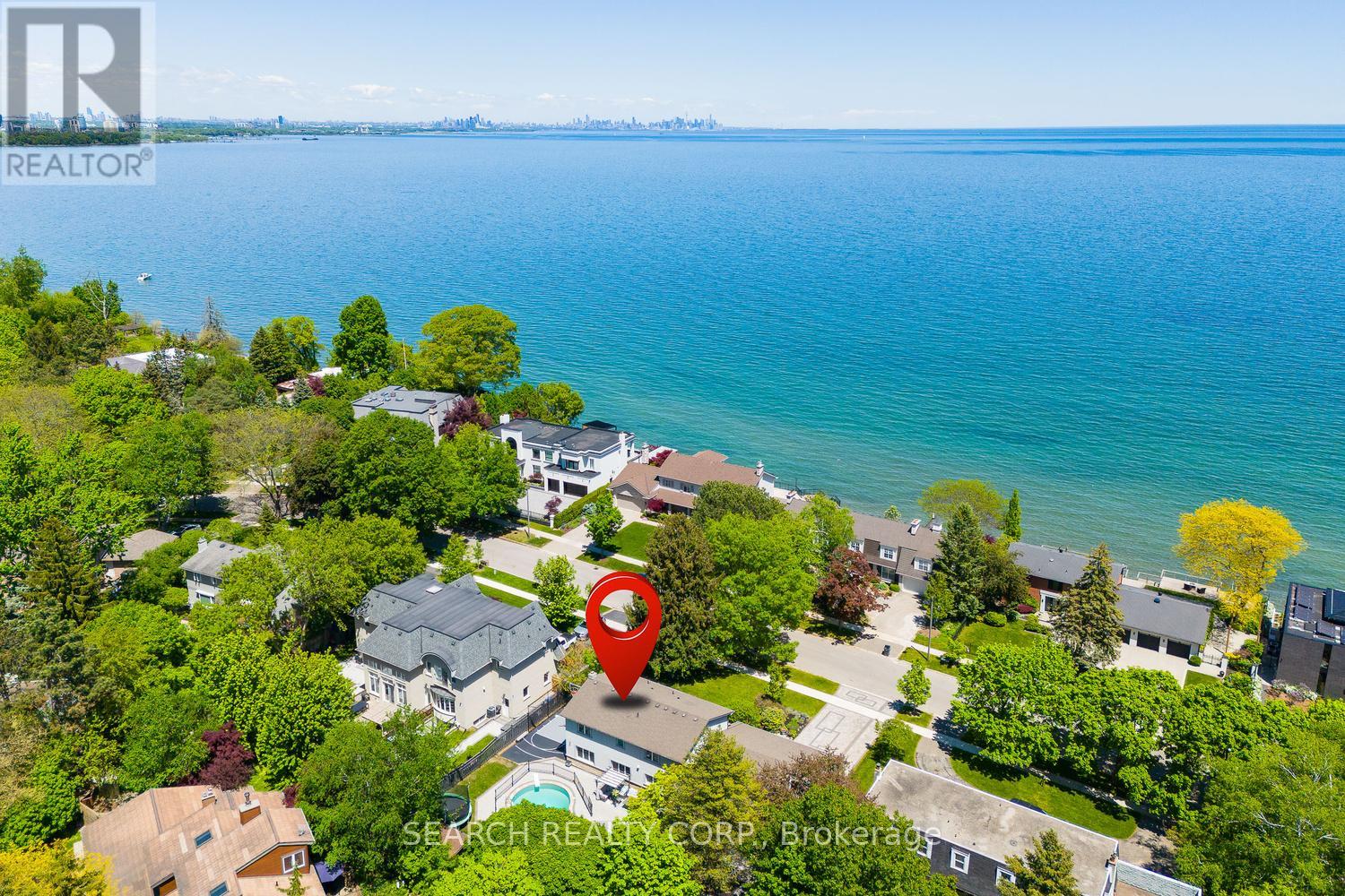 Detached at 1421 WATERSEDGE ROAD, Mississauga (Clarkson)